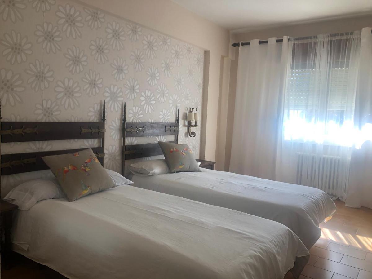 Hotel Barbacedo Mijares  Eksteriør billede
